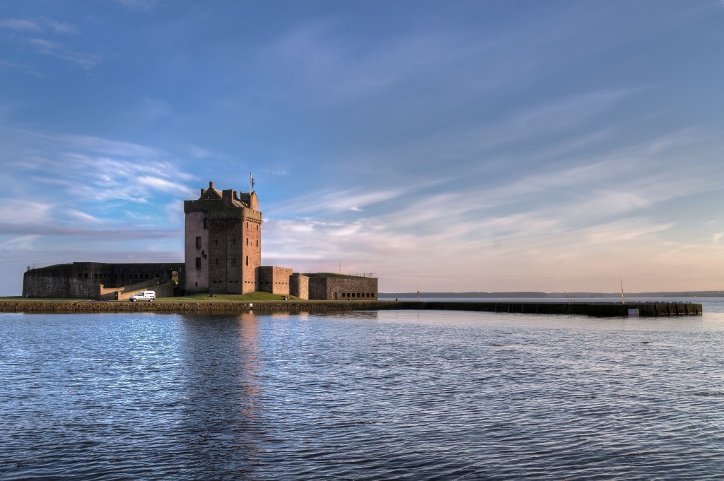 "Sunset over the Castle" by Neil Williamson, licensed CC BY-SA 2.0.