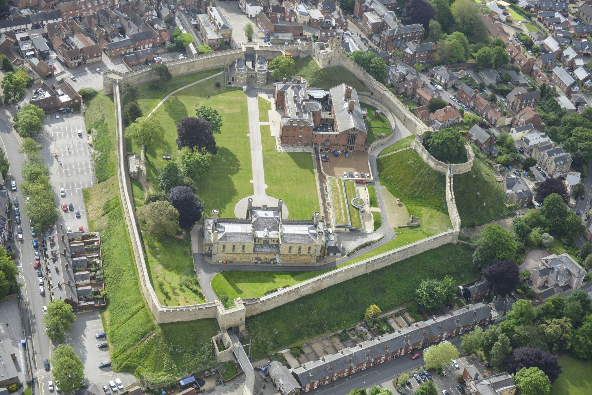 Lincoln-Castle-aerial-view-from-west – Castle Studies Trust Blog