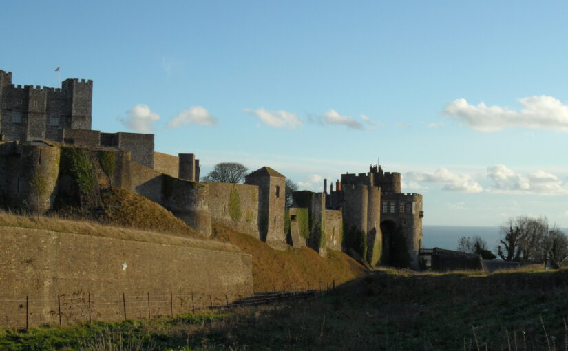 A Dutch survey of English Castles and Fortification in the seventeenth century